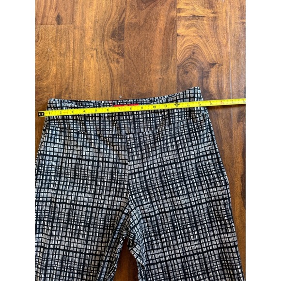 Krazy Larry Women's Pull On Skinny Ankle Pants 8 Black White Geometric Slimming - Picture 4 of 5